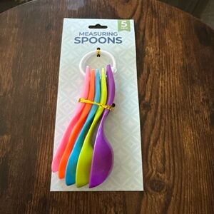 Colorful 5-Piece Measuring Spoons - Multi Color